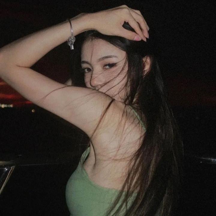 艾蜜莉·布莱尔的秘密
